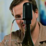 An electric wine pourer